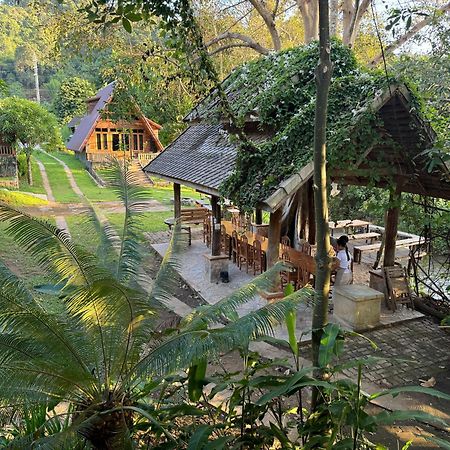Отель Ban Kaew Mo Ra Glamping & Restaurant Pang Mapha Экстерьер фото