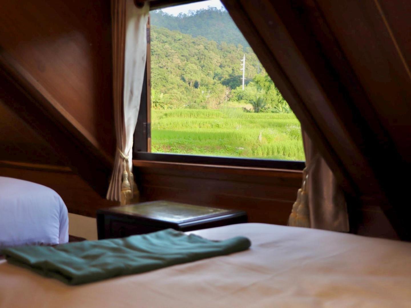 Отель Ban Kaew Mo Ra Glamping & Restaurant Pang Mapha Экстерьер фото