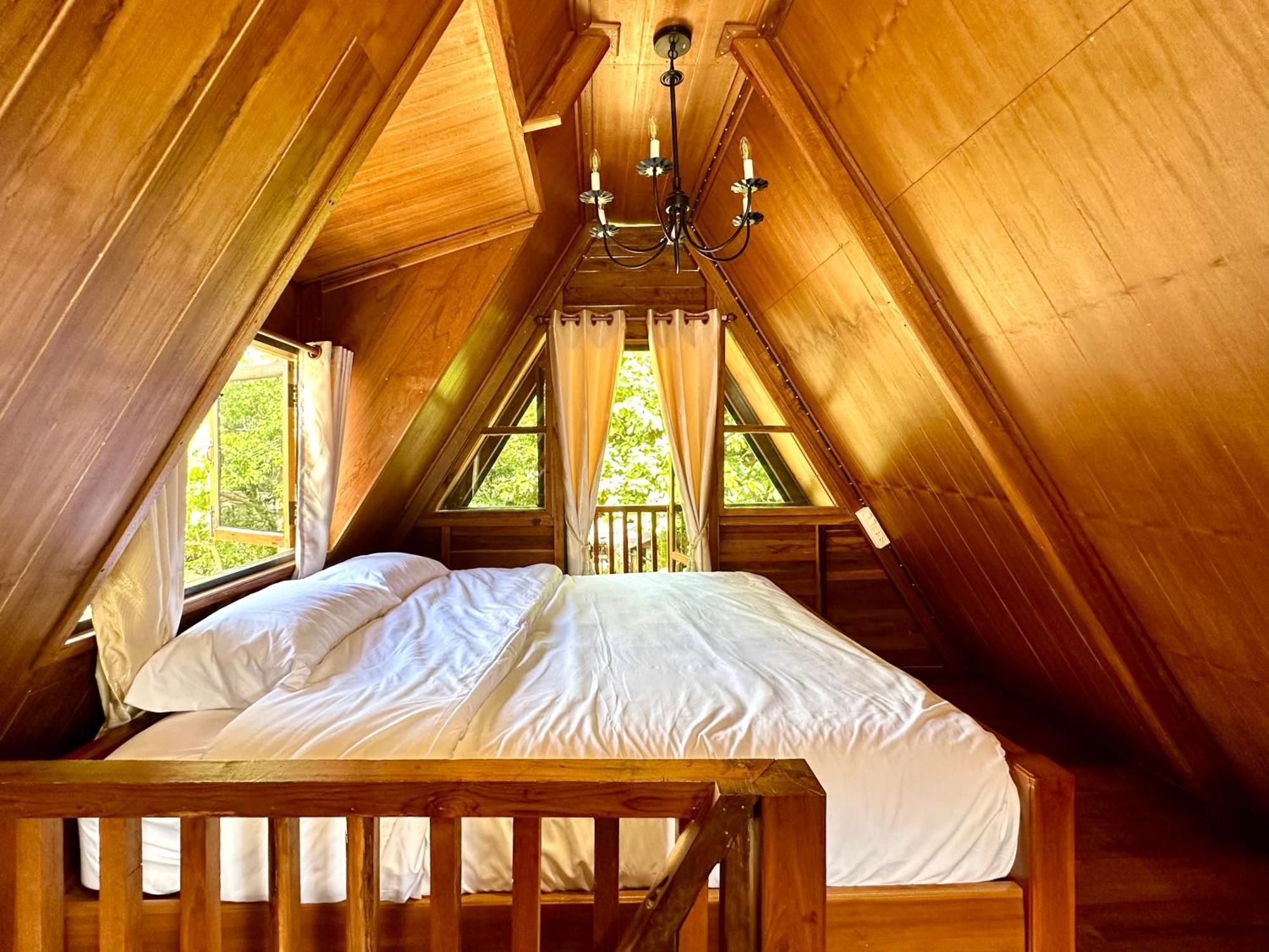 Отель Ban Kaew Mo Ra Glamping & Restaurant Pang Mapha Экстерьер фото