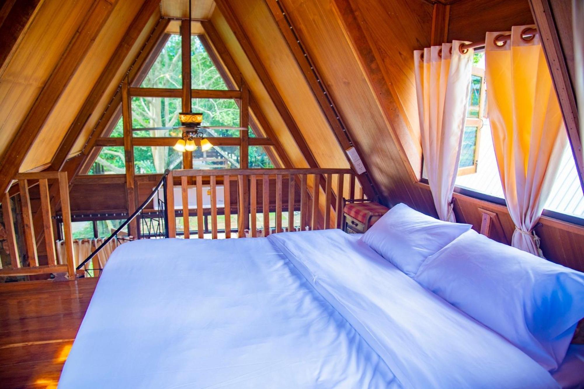 Отель Ban Kaew Mo Ra Glamping & Restaurant Pang Mapha Экстерьер фото