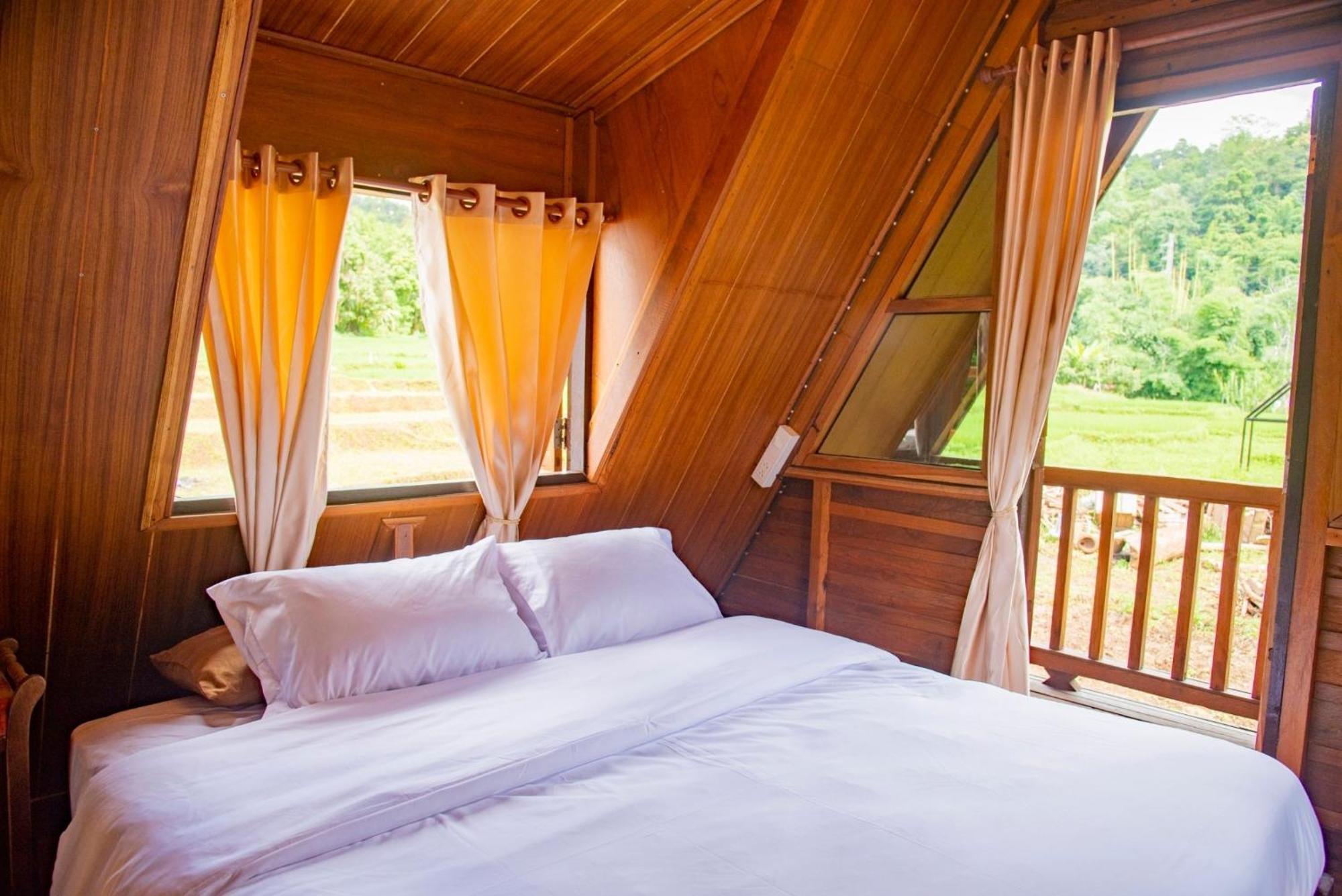 Отель Ban Kaew Mo Ra Glamping & Restaurant Pang Mapha Экстерьер фото