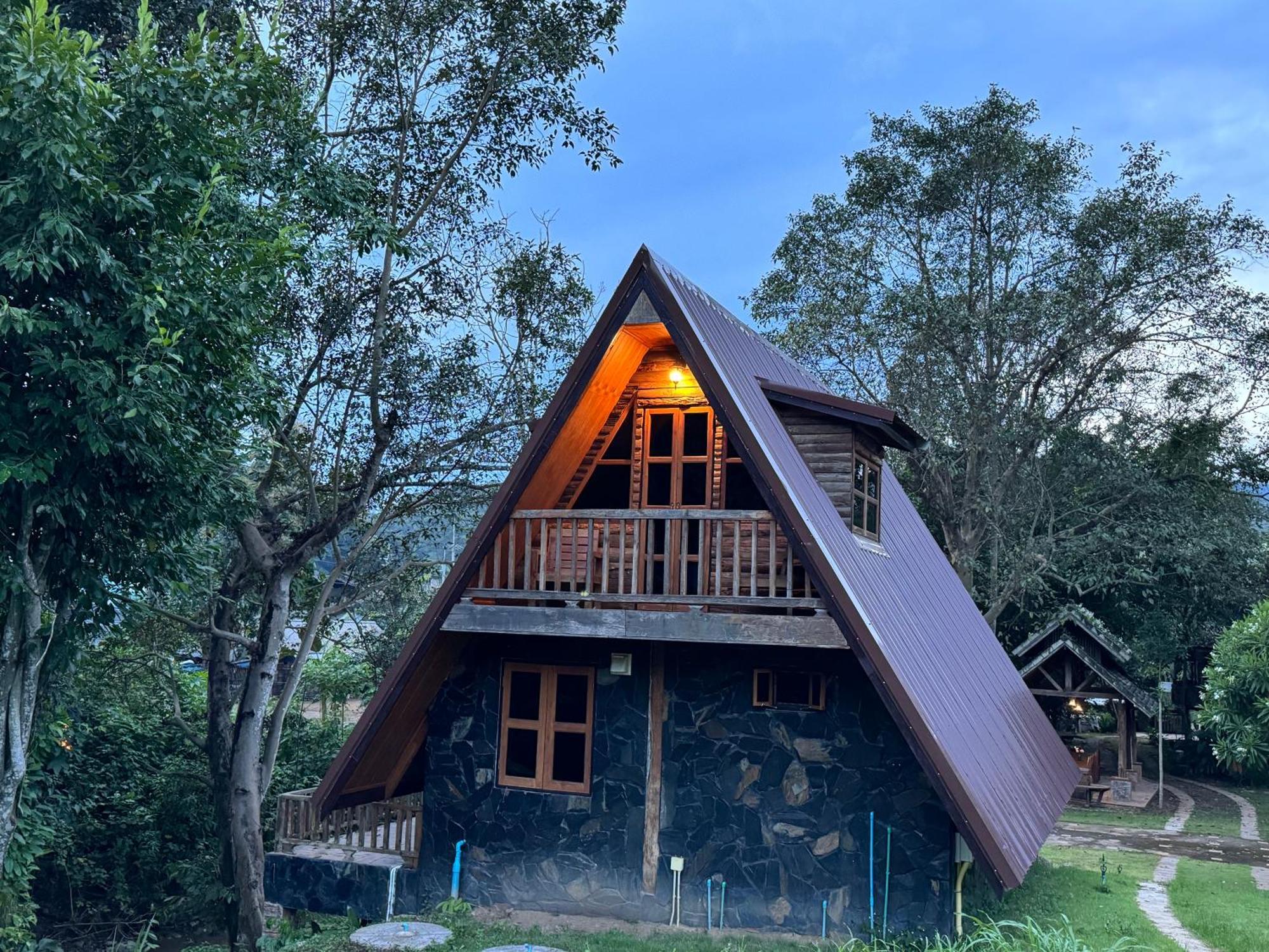 Отель Ban Kaew Mo Ra Glamping & Restaurant Pang Mapha Экстерьер фото
