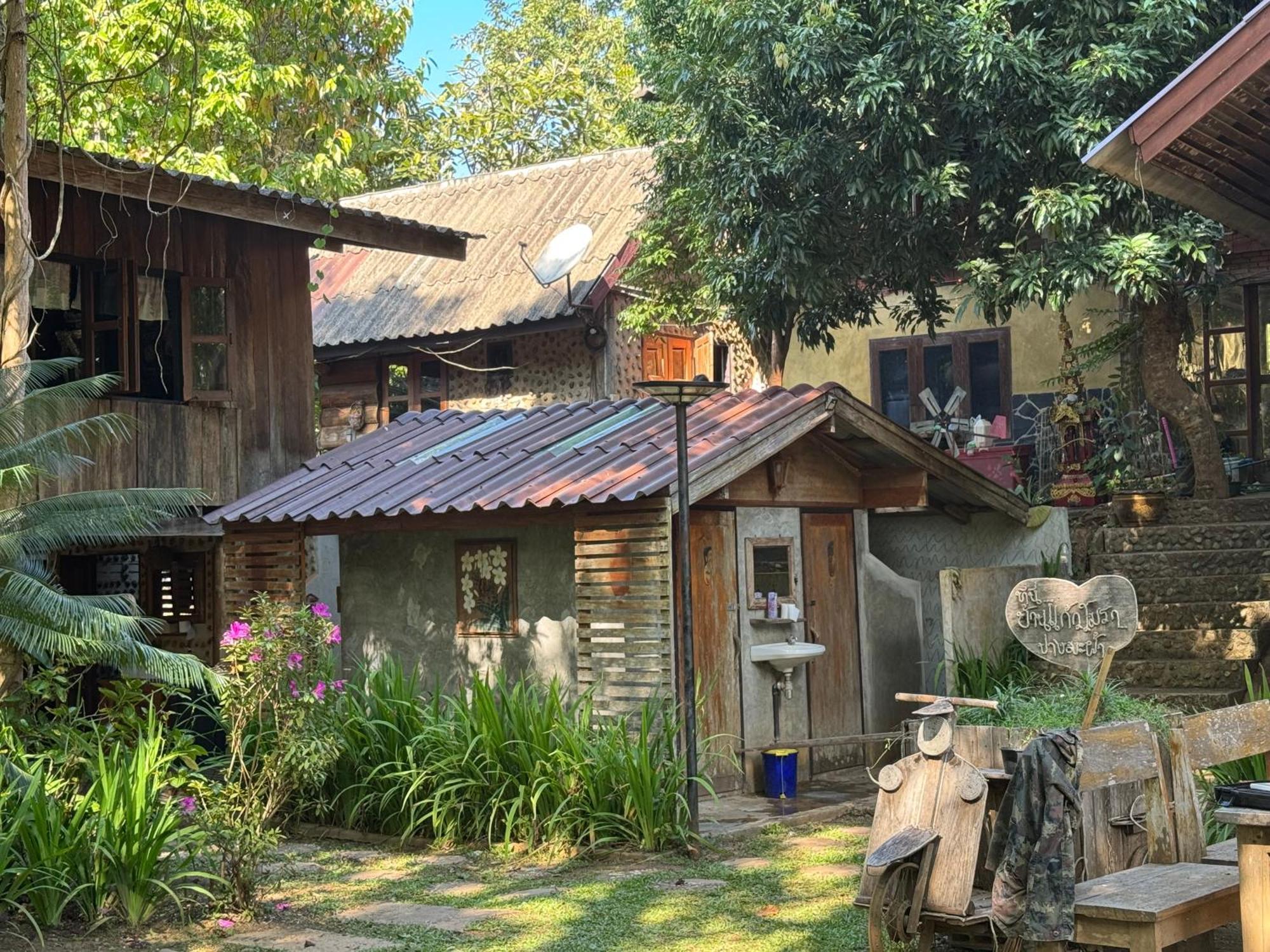 Отель Ban Kaew Mo Ra Glamping & Restaurant Pang Mapha Экстерьер фото
