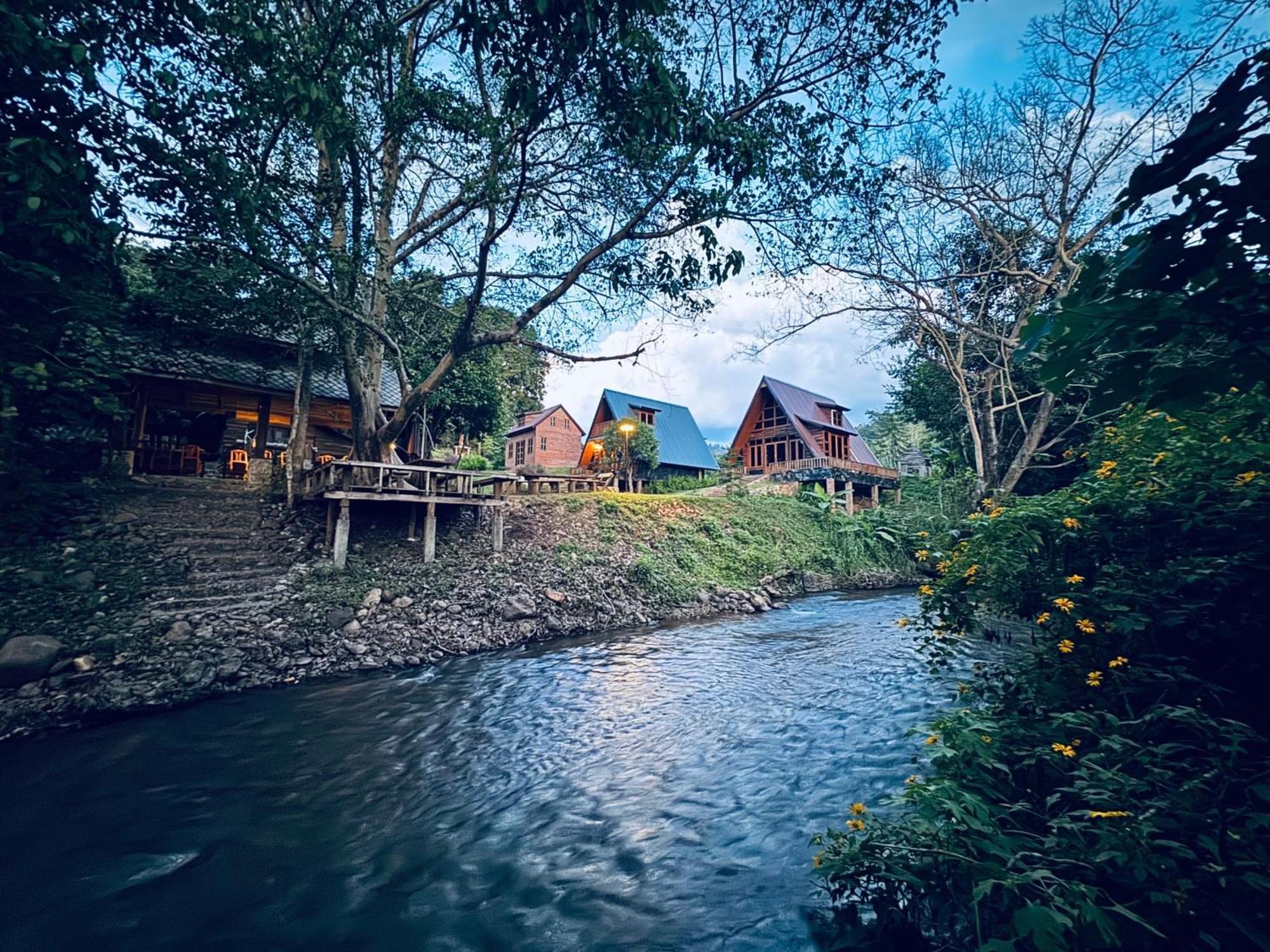 Отель Ban Kaew Mo Ra Glamping & Restaurant Pang Mapha Экстерьер фото